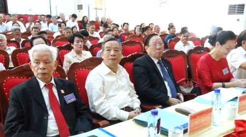 ng nghe có bác tam.png