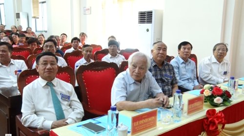 ng nghe có họ bạn.png