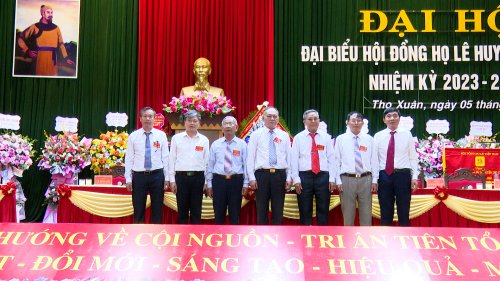 đoàn chru tịch.jpg