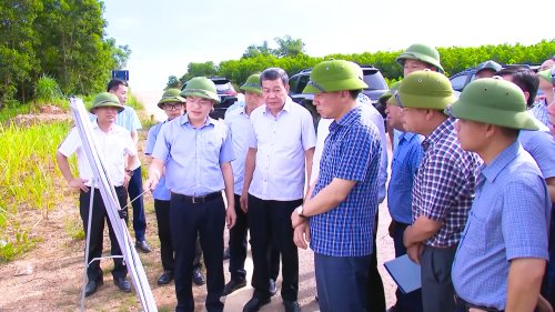 Đ.c Bí thư Tỉnh ủy kiêm tra tiến độ thi công hạ tầng khu công nghiệp Lam Sơn- Sao Vàng.jpg