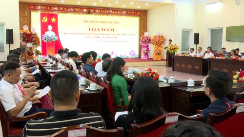 Toan cảnh buổi tọa đàm.jpg