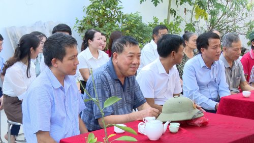 đông đảo ND dự.jpg