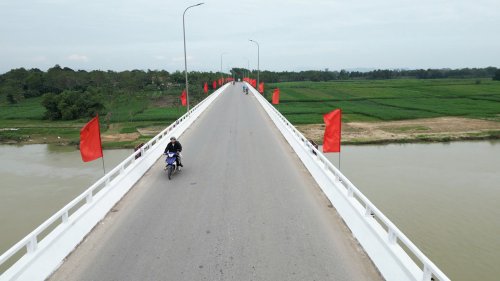 cầu hạn phúc.jpg