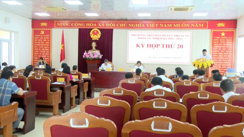 Toàn cảnh kỳ họp.jpg